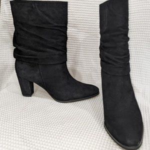 Ivanka Trump: Stylish.Black Suede Slouch Boots